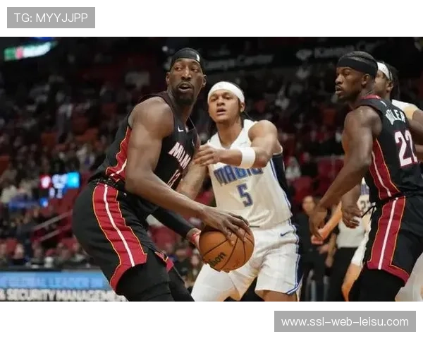 魔术客场挑战热火，东部卡位战关键对决